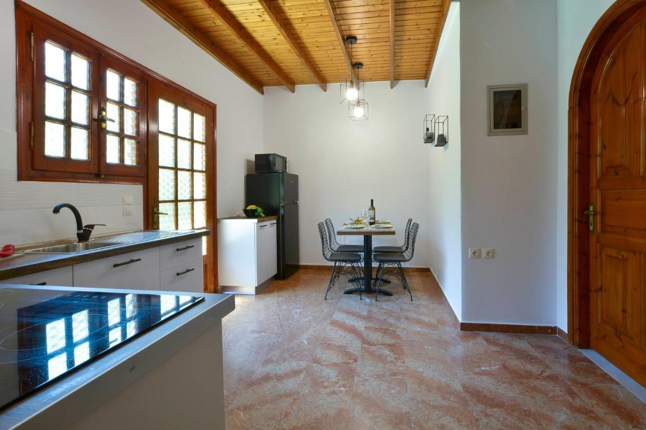 Alamanos House Mesongí Esterno foto
